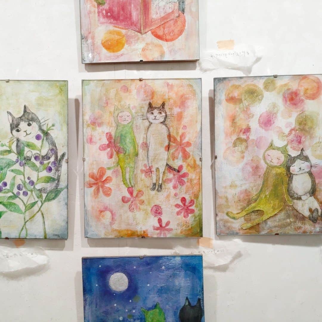 Art Mall（アートモール）さんのインスタグラム写真 - (Art Mall（アートモール）Instagram)「This week's exhibition. Mitsuko Yamagishi Exhibition 2023.5.30 sun. - 6.4 sun. artist : YAMAGISHI Mitsuko<Painter / Illustrator> tue-sat 12pm-8pm  (sun 12pm-5pm)  山岸みつこ 個展 2023年6月6日(火)～6月11日(日) 12:00～20:00（最終日17時まで）  #山岸みつこ #やまぎしみつこ #MitsukoYamagishi #水彩画 #幻想画 #不思議な世界 #童話 #アート購入 #インテリアアート #現代アート #日本橋 #三越前 #アートモール #artmall #アートショップ #artshop https://www.artmall.tokyo/」6月7日 17時55分 - artmall_tokyo