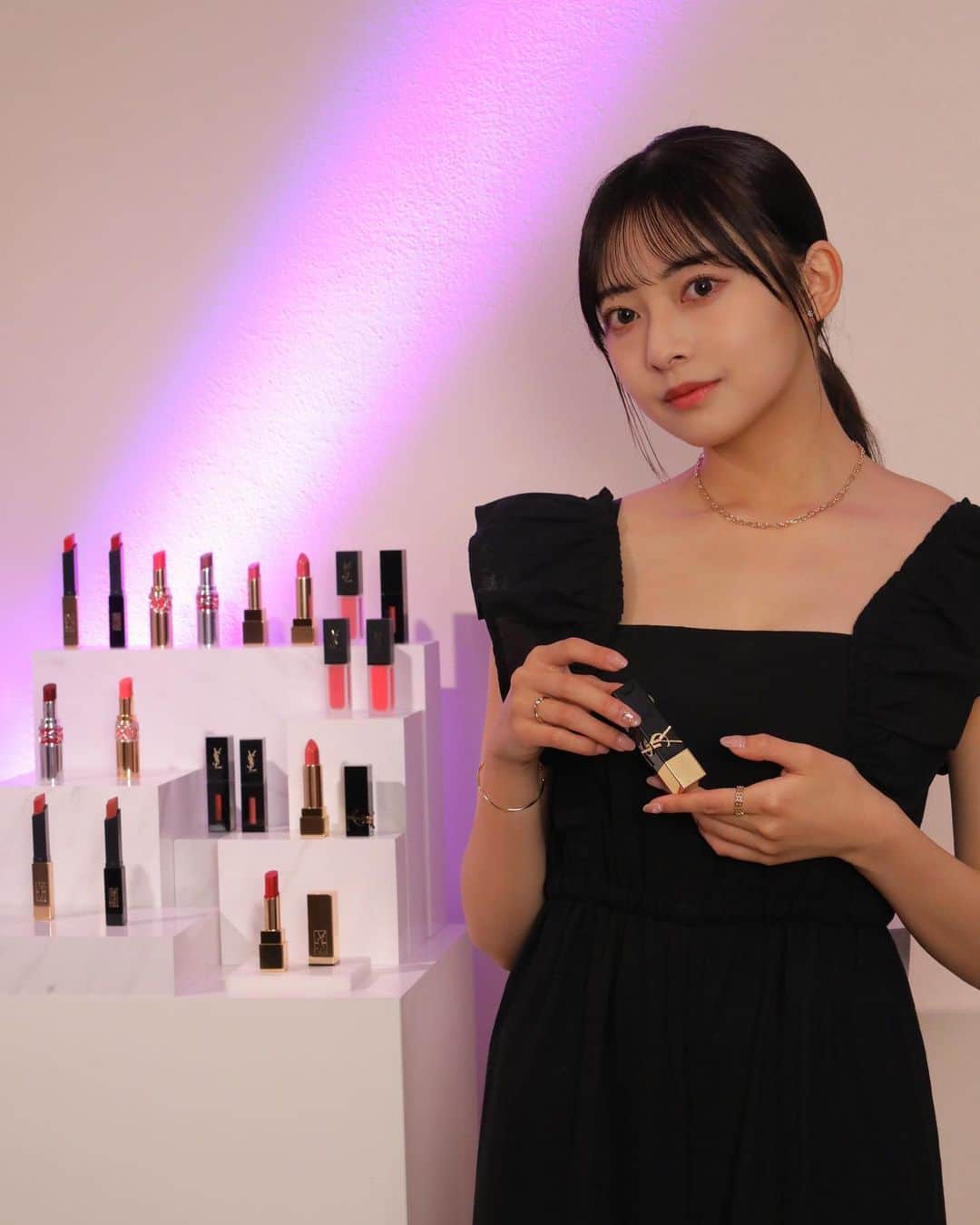 千葉祐夕さんのインスタグラム写真 - (千葉祐夕Instagram)「@yslbeauty   YSL lip WS イベントに参加させて頂きました。🖤🩷  ブランドのこだわりが凝縮した、スタイリッシュな存在感を生み出す洗練されたカラーは、カラー × テクスチャーの約100種のバリエーション。  私の選んだリップは、ルージュ ピュールクチュール ザ スリム ベルベットラディカル の 314番。 実はYSLのマットなリップは初挑戦です。🩷   #myYSLlip」6月7日 18時28分 - yuleaf_0828