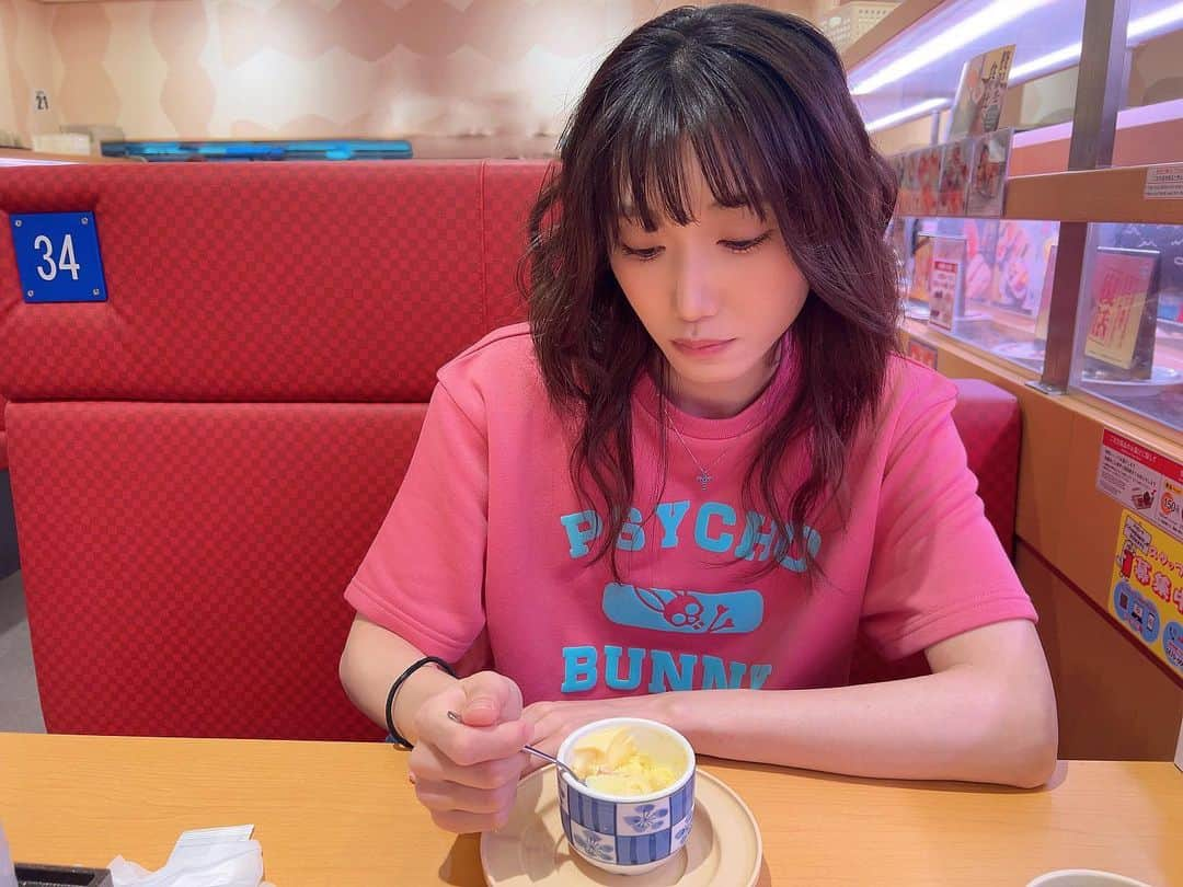 副島美咲さんのインスタグラム写真 - (副島美咲Instagram)「. 🍣🍣🍣 . . . . . #日本人 #寿司 #love #follow #followmeJP #followme #Japanesegirl #japan #instagood #instadiary #instalike #instamood #instalove #instafollow #instapic #instaphoto #tokyo #东京 #粉我 #偶像 #赞 #旅遊攝影 #拍攝 #寫真」6月7日 18時32分 - misaki051019