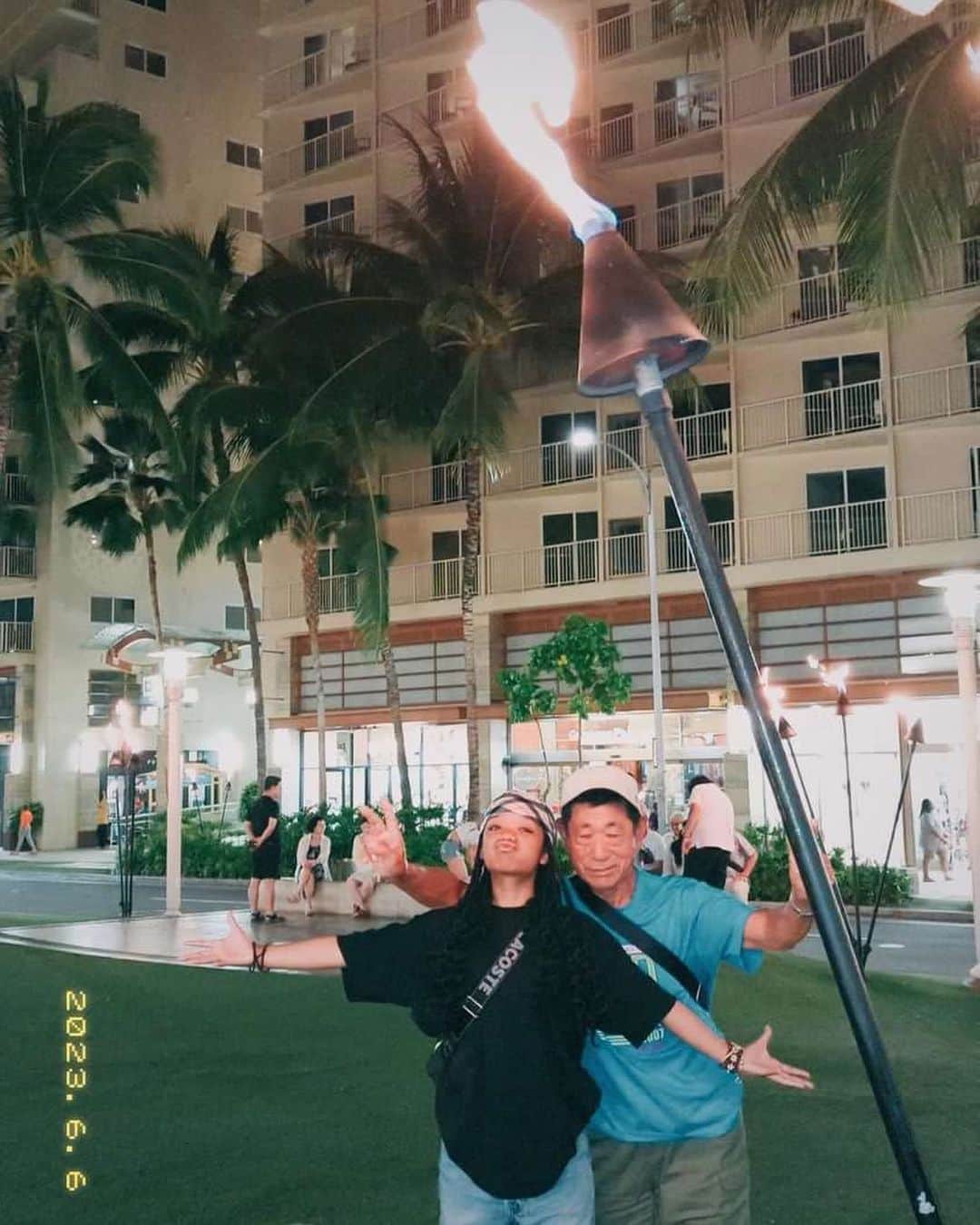 鳴響美のインスタグラム：「Grandpa🤎」