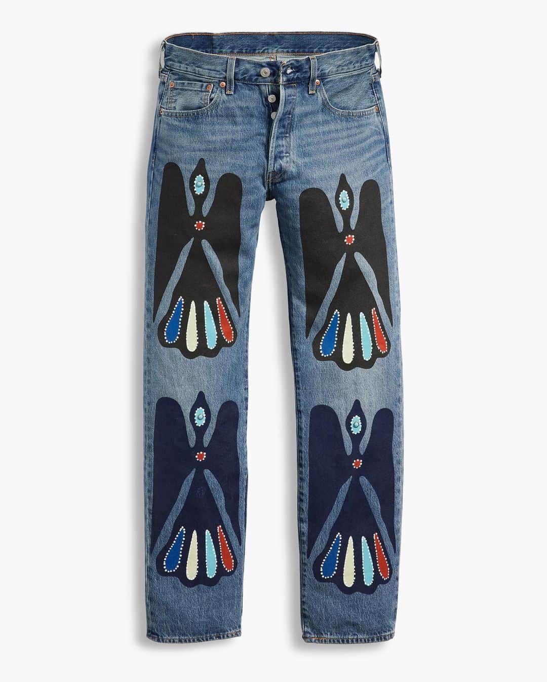 Levi’sのインスタグラム：「Levi’s® & Born X Raised.    A capsule that draws inspiration from Born X Raised founder Spanto’s indigenous heritage, serving as a tribute to his late father Butch. Comprised of 3 pieces, the collection features two pairs of 501® jeans and a Type II Trucker Jacket. Each piece is embellished with the Relative graphic, iconography from his heritage that symbolizes his father watching over him.   Launching Friday, June 9th」