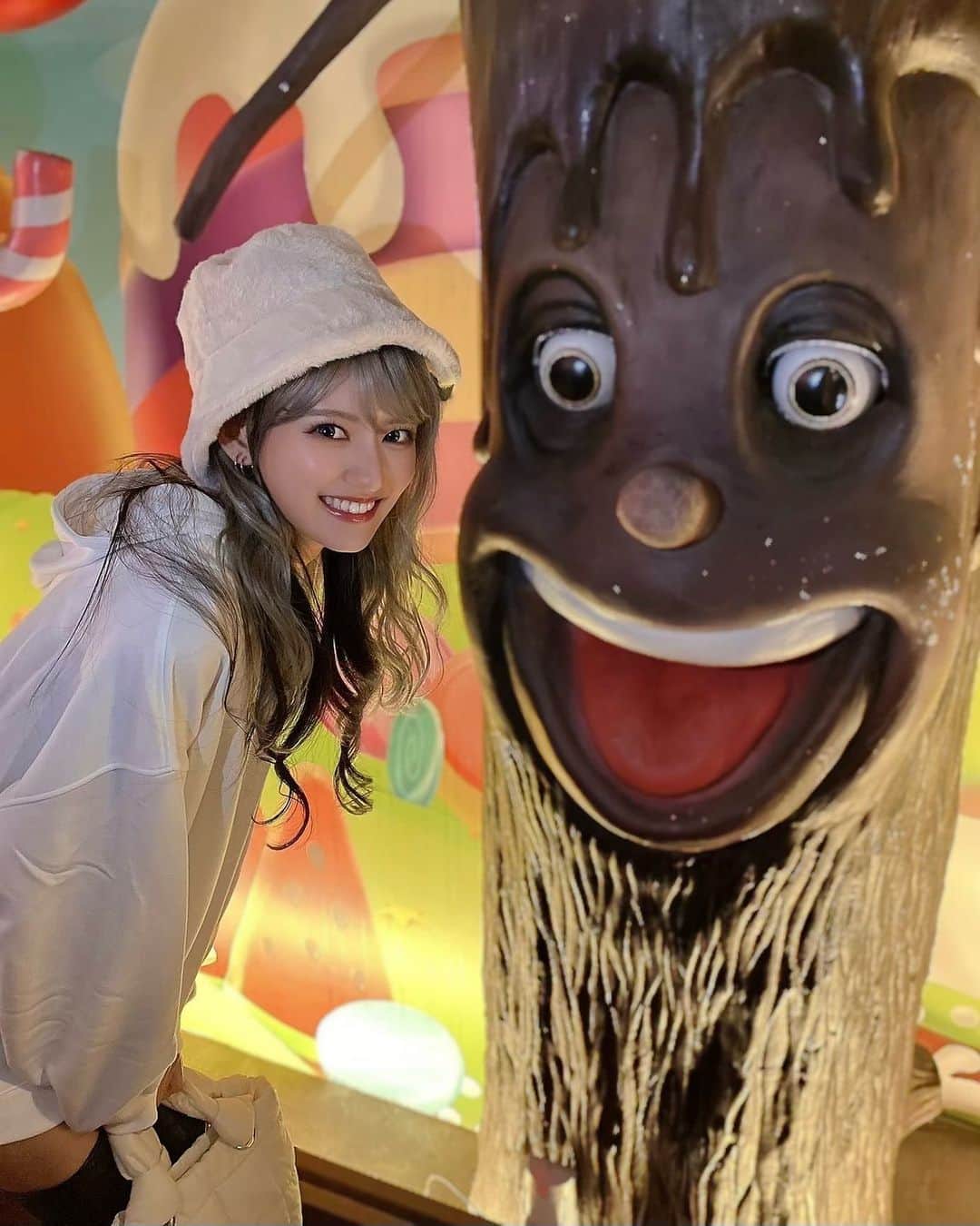八掛うみのインスタグラム：「. 似てる？🤭」