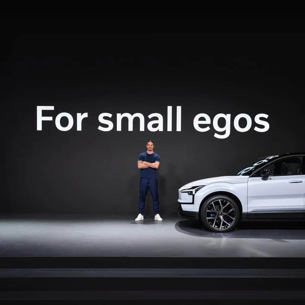 ズラタン・イブラヒモビッチのインスタグラム：「At the launch of Volvos smallest SUV ever with my friends @volvocars #EX30」