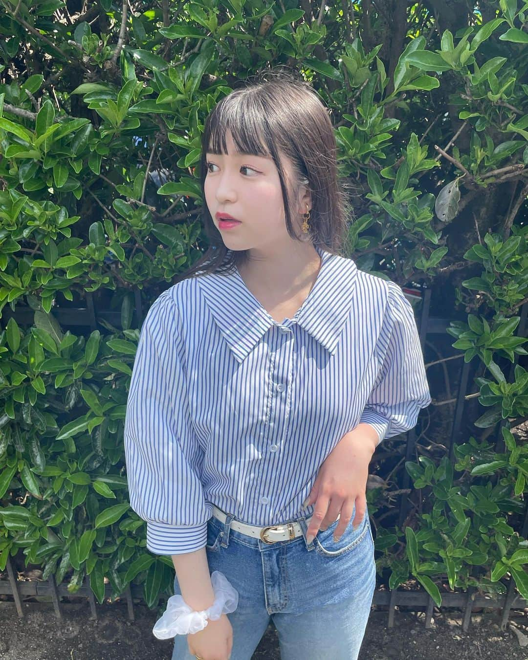 町田恵里那さんのインスタグラム写真 - (町田恵里那Instagram)「☁︎☽ こ の シ ャ ツ 、袖 が パ フ に な っ て て 形 が 可 愛 い 〜〜🥛🎀 ⁡ ⁡ ラ フ に 着 れ る け ど こ れ 一 枚 で お 洒 落 さ ん に な れ そ う ！(^з^) -★ ⁡ ⁡ ⁡ 大 学 コ ー デ で も 大 活 躍 す る 気 が す る 🎶♡ ⁡ ⁡ ⁡ ⁡ ⁡ ⁡ ⁡ ⁡ ⁡ ⁡ ⁡ ⁡ ⁡」6月7日 20時59分 - machida_erina122