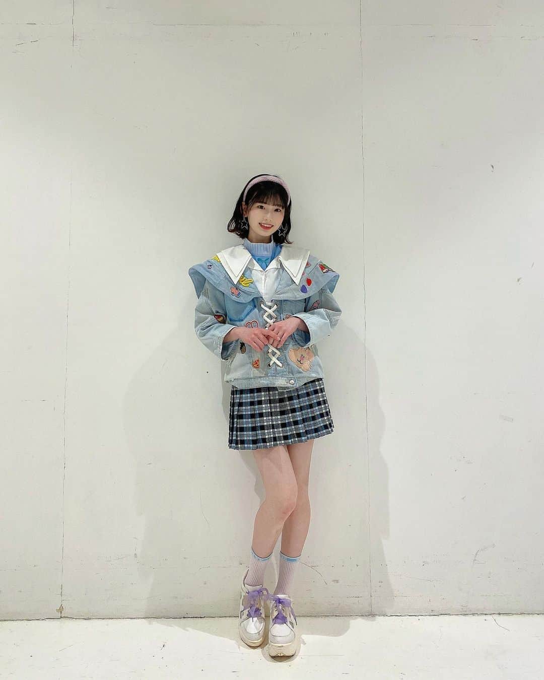 浅井七海さんのインスタグラム写真 - (浅井七海Instagram)「. パステルデニム衣装〜🩵🩷  #AKB48 #衣装 #デニムジャケット」6月7日 21時08分 - naamin48_