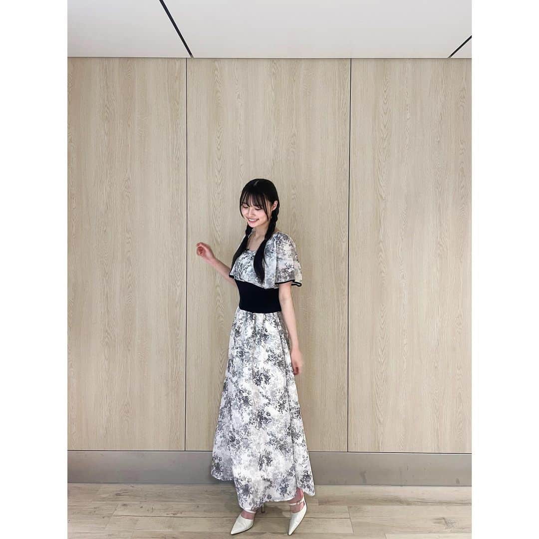 のインスタグラム：「･ 明日、6月8日(木) 朝6:50頃〜 『めざましテレビ』イマドキ担当です！  この夏食べたい絶品餃子を紹介します🥟🥟  是非観てください〜🥟  衣装👗【 @mercuryduo_com 】   #めざましテレビ  #イマドキ  #MERCURYDUO」