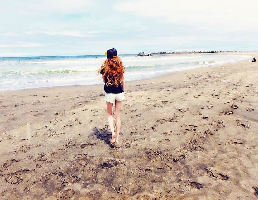 加賀美早紀のインスタグラム：「この写真がすごく好き . . . . . . . . . なんか元気が無い 何があった訳でも無いけれど なんか寂しい」