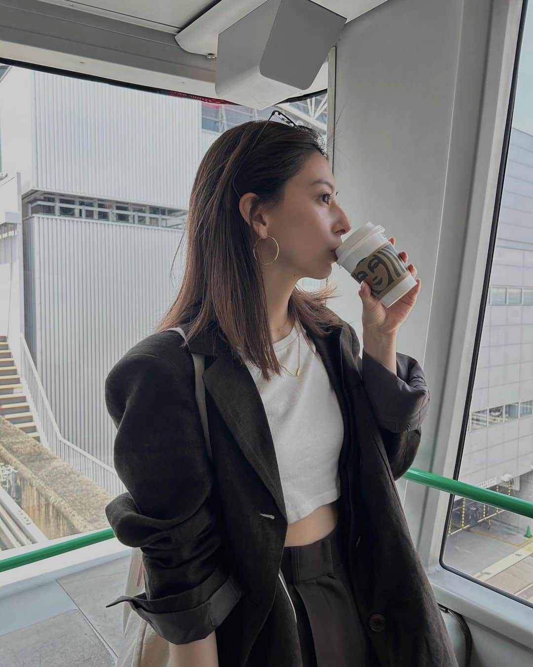 貴田理沙のインスタグラム：「みんな久しぶり🥹 明日韓国旅のvlog🇰🇷 youtubeに載せる！！！ 頑張ったから是非見てほしい🙃💞 プロフィールのリンクからyoutubeのチャンネル登録して待っててね🥚」