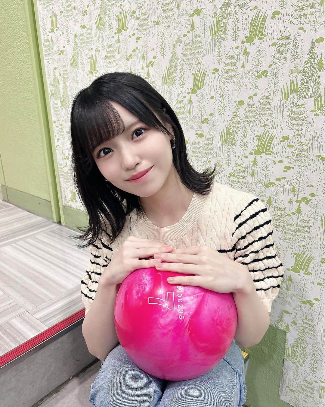 岩田陽菜さんのインスタグラム写真 - (岩田陽菜Instagram)「ボウリングデート🎳💗  ストライク出来たらご褒美ちょうだいね🥰」6月7日 22時09分 - hina_naso_stu48