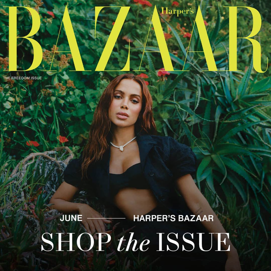 ShopBAZAARさんのインスタグラム写真 - (ShopBAZAARInstagram)「Living your best life this summer is within reach and it all starts with dressing for the part. Inspired by our latest cover, sleek and sultry pieces are calling our names—shop them at the link in our bio. #SHOPBAZAAR」6月7日 23時01分 - shopbazaar