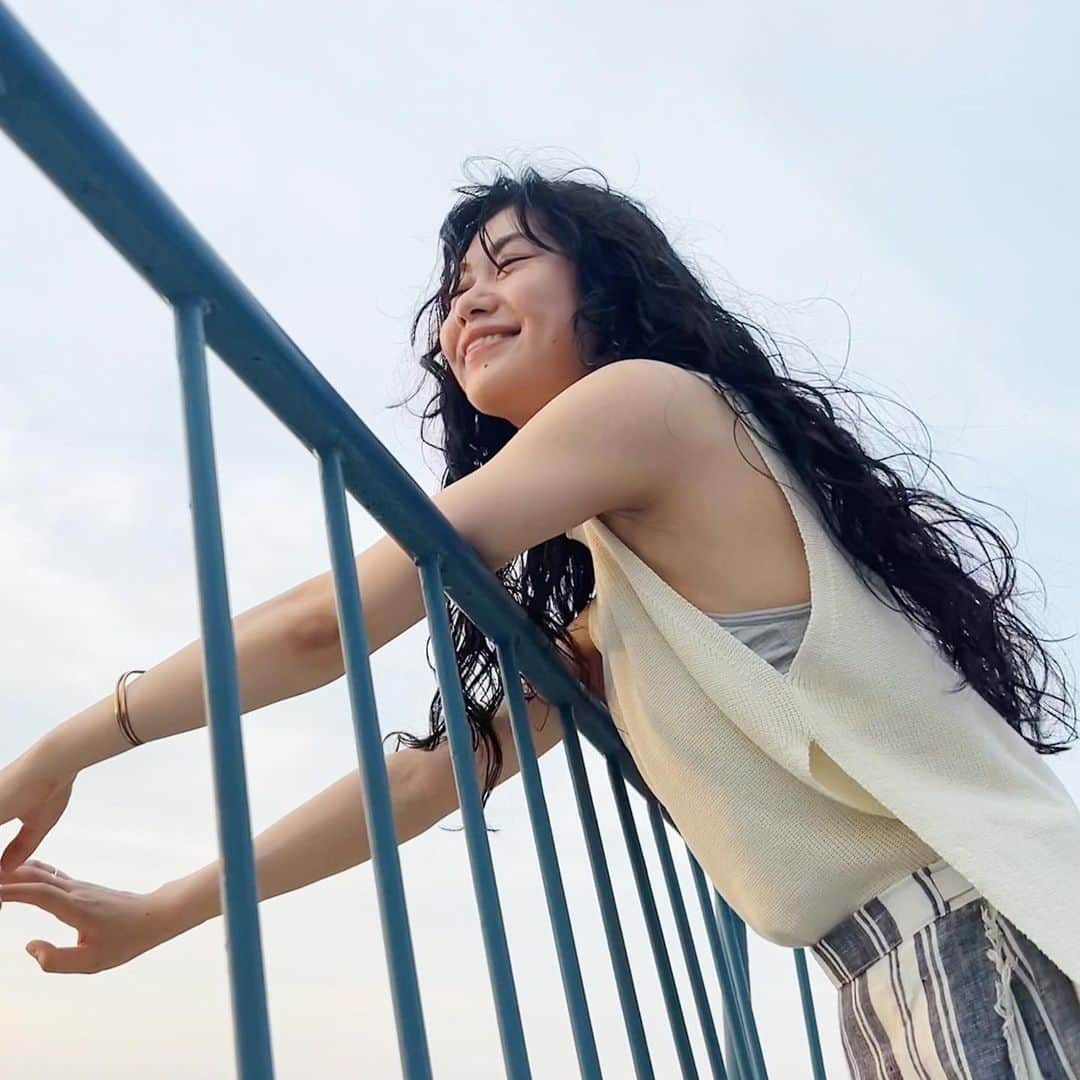 安藤百花さんのインスタグラム写真 - (安藤百花Instagram)「🦭🔭  この夏はプールに行きたいしスイカバーも食べてみたい。」6月7日 23時31分 - momoka_031