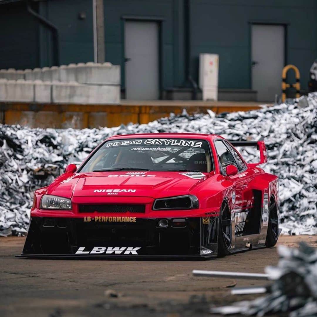 Wataru Katoさんのインスタグラム写真 - (Wataru KatoInstagram)「I am going to go from Japan to Poland now. @ultrace_official event I'm looking forward to seeing you all.  the tenth and eleventh of June @nissan @yokohama.rubber_jp  @rohanawheels  #nissan#libertywalk#lbwk#stance#event#show#nissanskyline #skyline #racecar #race#jdm#jdmcars #jdmculture #jdmlifestyle #red#black #stancenation#ultrace#Poland#nice#nicepic#instagram」6月8日 0時35分 - libertywalkkato