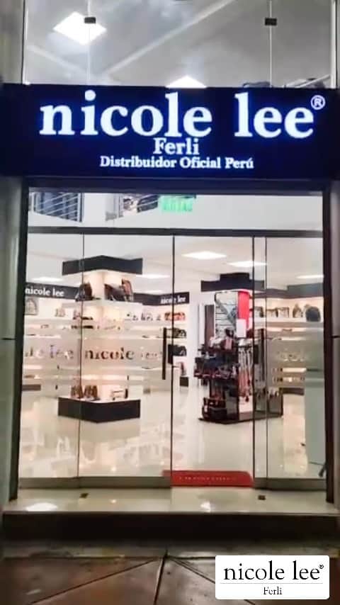 ニコールリーのインスタグラム：「Check out the Nicole Lee Ferli @nicolelee.ferli store! 🛍️   Shop the store in Tacna, Peru🇵🇪 and learn more at www.nicolelee.pe ✨  #nicolelee #nicoleleeferli #nicoleleeperu #fashionstore #lovemehatemeNL #nicoleleestore」