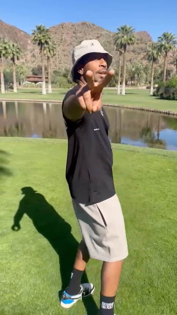 リュダクリスのインスタグラム：「Catch me performing LIVE for the 50th Anniversary Of HipHop 🎤」