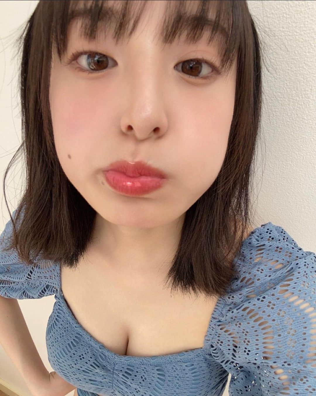 川原美咲さんのインスタグラム写真 - (川原美咲Instagram)「ぬん！🪼 ・ ・ ２枚目はおふざけショット🙂 ・ ・ ・ #48times  #グラビア連載  みーてーね✨🪼 ・ ・ #グラビア撮影」6月8日 2時22分 - misaki_888_sagasaikou