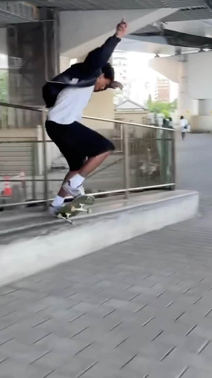 Stanceのインスタグラム：「Built Different. @ishodwair⁠ ⁠ 📽️ @naoya_morohashi⁠ ⁠ #stitcheddifferent #stancesocks #punksandpoets」