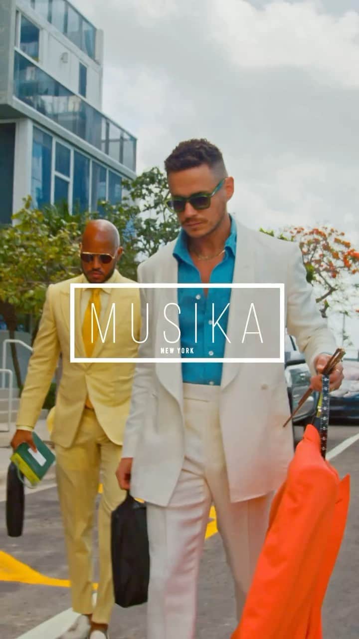 aleksmusikaのインスタグラム：「@musika Ivory silk wool linen suit, while seeing clients in miami and shooting a day in the life. 🎥 @gilrodmedia #miamivibes #suitreels #mensdesigner #menscouture #customsuit #musikany」