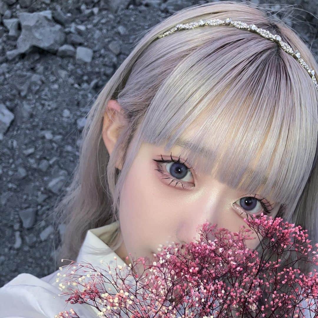 凸守すずのインスタグラム：「載せようと思って載せてなかった😣」