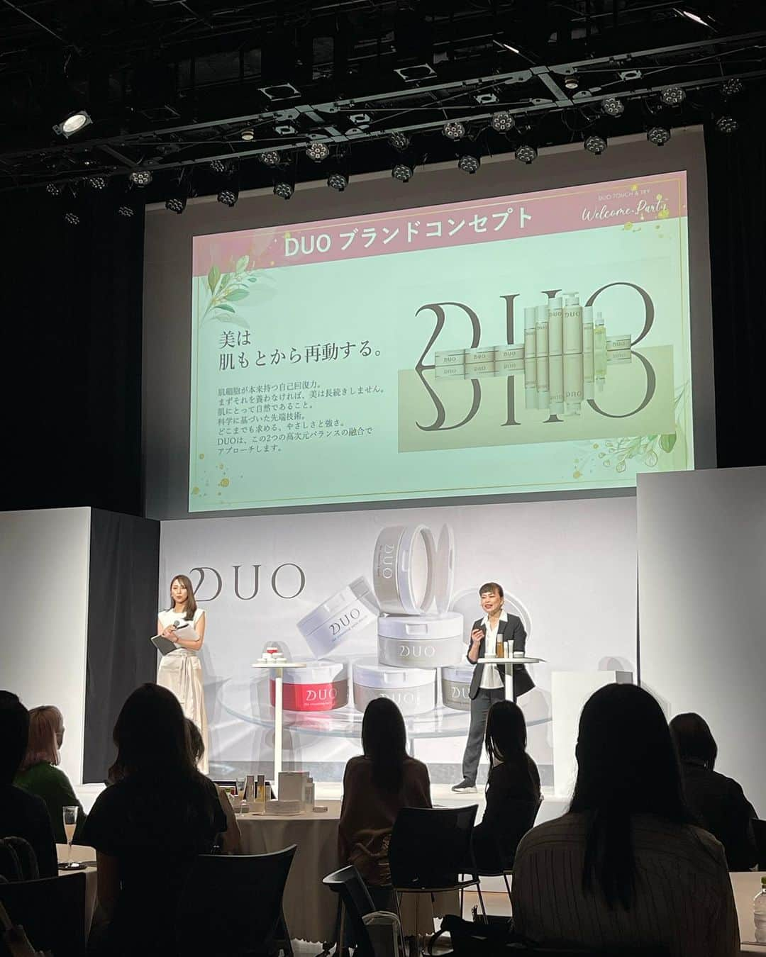 佐藤マクファーレン優樹さんのインスタグラム写真 - (佐藤マクファーレン優樹Instagram)「DUO TOUCH & TRY welcome party に @kodai_takahashi._ とミスワールドメンバーでお邪魔させて頂きました✨  去年からかなり美容にハマりまくって、個人的に黒ずみが気になるので black repair のクレンジングバームを使って、毎回使用感に大満足🙆‍♂️  お土産でいただいた数量限定の抹茶クレンジングバームを使うのが楽しみ💯  @duo_cosme ありがとうございました😊  👕/👖 @zara  Belt @gucci  👟 @louboutinworld   #デュオ_パーティ2023  #クレンジングバーム #スキンケア #美容 #美容男子 #クレンジング #メンズコスメ #ハーフ #パーティー #zara #louboutin #gucci #ootd #本日のコーデ」6月8日 18時00分 - yukisatomacfarlane