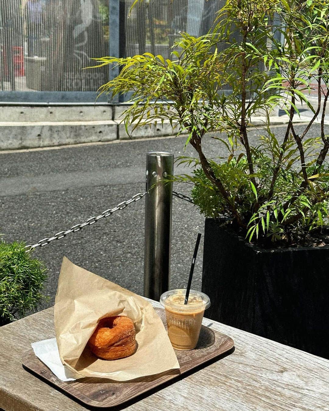 イム・ジヒョンさんのインスタグラム写真 - (イム・ジヒョンInstagram)「Tokyo 마지막 날🙌🏻 아침에 산책하다가 들린 카페 너무 좋았고,🫶🏻🐻☕️ 날씨도 좋고 모든게🫶🏻🫶🏻🫶🏻🩷  #tokyo #shibuya」6月8日 13時52分 - imvely_jihyun