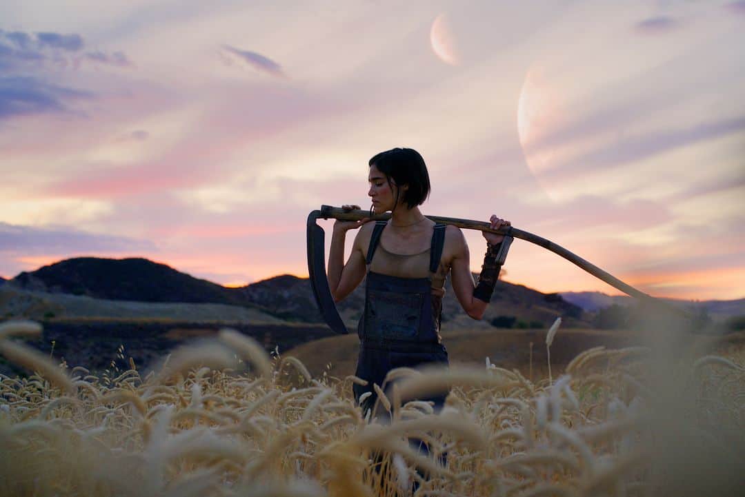 Netflix Japanさんのインスタグラム写真 - (Netflix JapanInstagram)「ザック・スナイダーが手がける新作映画『Rebel Moon』のファーストルック公開！  新たな宇宙の誕生を目撃せよ。  12月22日配信開始。  #RebelMoon #ザックスナイダー #ZackSnyder #映画 #Film #ネトフリ #ネットフリックス #netflix」6月8日 14時30分 - netflixjp