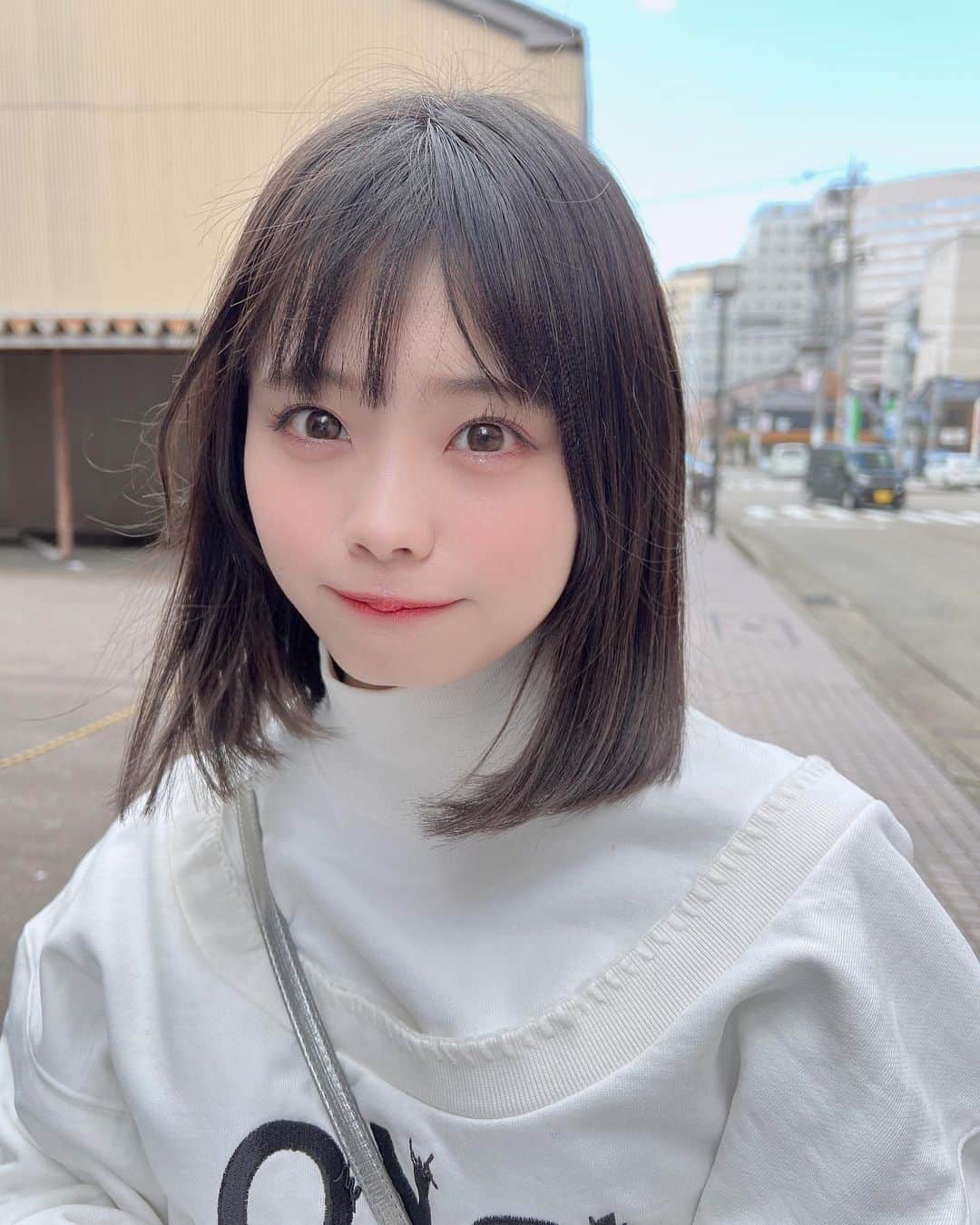 のインスタグラム：「おはよーください  ・ ・  #cosplay #cosplaygirl #japanesegirl #japanesegirlmodel #japanesecosplayer #时装 #时装模特 #角色扮演 #動漫 #코스프레  #코스프레소녀 #粉我 #粉我时装 #自撮り女子 #selfie #自拍 #셀카 #셀카그램 #コスプレ #コスプレイヤー #ピアス #軟骨ピアス #ボブヘアー #ボブヘアアレンジ #黒髪ボブ #ヘアアレンジ #インダストリアル #ロブヘア #ロブ」