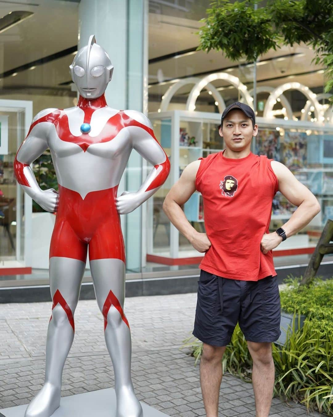 宇治清高のインスタグラム：「ultraman...」