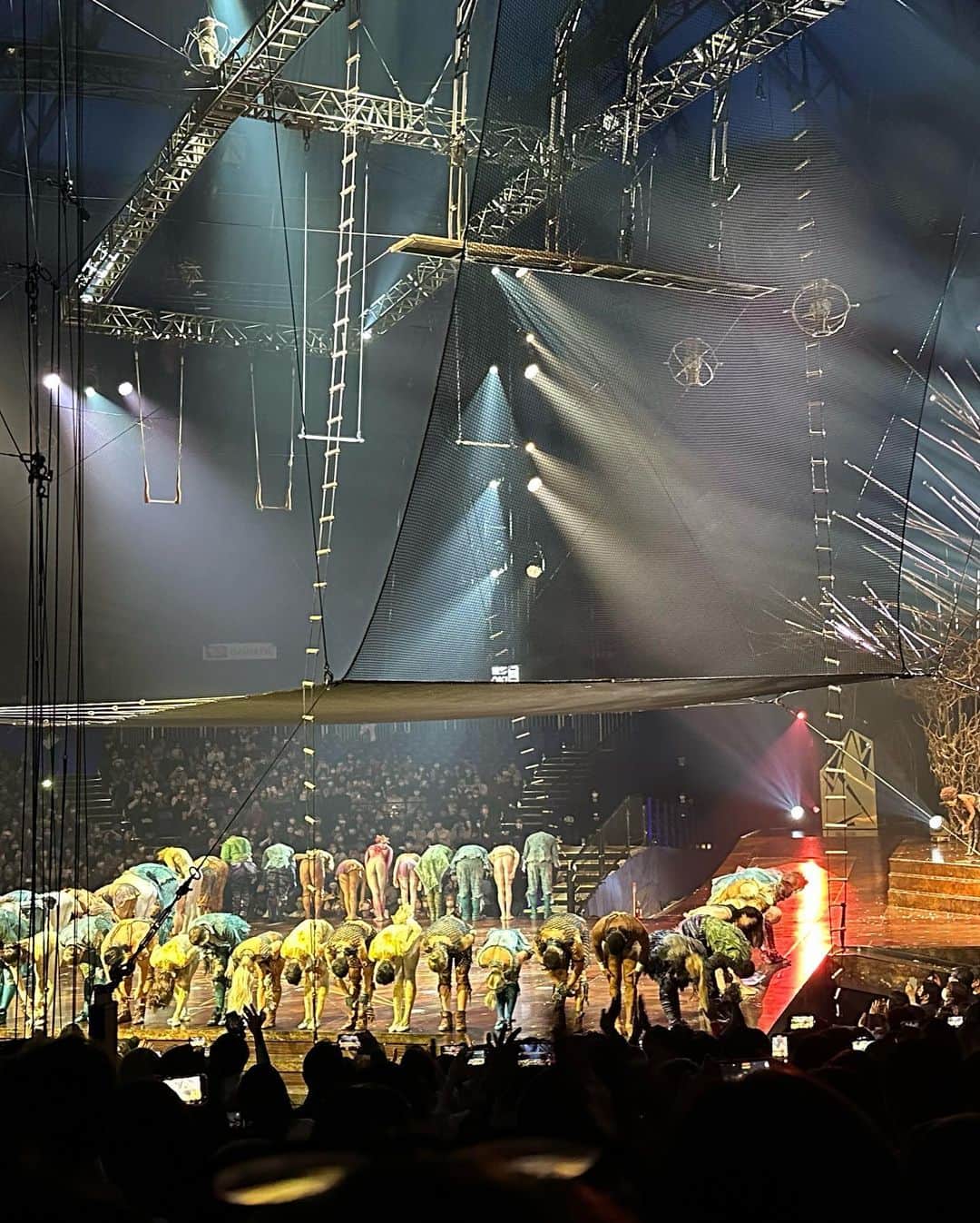 熨斗谷さくらさんのインスタグラム写真 - (熨斗谷さくらInstagram)「🤹🎭🎪🎻🧚🏻 All performances were very amazing and inspiring...!! #cirquedusoleil#ALEGRIA」6月8日 9時42分 - sakura_noshy