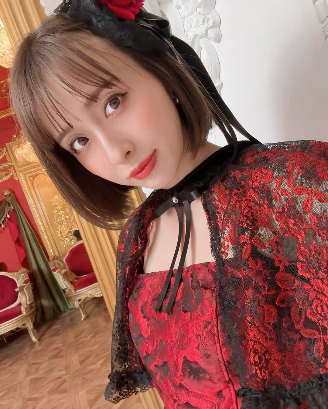 辺見玲菜さんのインスタグラム写真 - (辺見玲菜Instagram)「最近の更新まとめて🤣 1枚目...有名なロブスター【@redlobsterjapan_official】 食べに行きました🦞❤️ 大きくてプリプリだった😆🥰  2枚目...PV撮影してきました💜 大人アイドルVenus ParfaitのPVが完成して6/10より配信予定です☺️皆たくさん聞いてね〜🎵  3枚目...お台場に家族で遊びに行った時にドラえもんがいて飛んでいった🤣💙エマちゃんはアンパンマンが一番好きだけどキティちゃんもドラえもんもミッキーも同じぐらい好き🥰❤️  4枚目...最近船🚢に乗りました🤣 船酔い心配したけど意外と大きくて平気だった😅🌱  最近と私とエマちゃんでした🥰」6月8日 10時03分 - renastagram1222