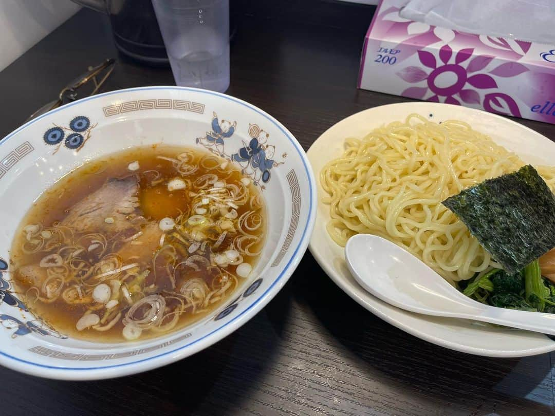 菊地浩輔のインスタグラム：「#朝活 #朝ラー #ラーメン #つけ麺 #えーちゃん食堂」