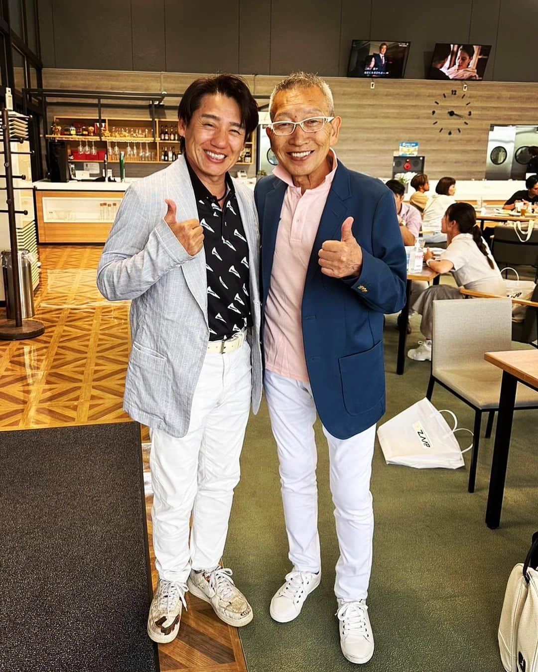 池谷幸雄さんのインスタグラム写真 - (池谷幸雄Instagram)「【第2回ZAAP Familyコンペ】に参加してきました❗️ たくさん著名人が来ており、色々な方々にお会いできて楽しかったです✨ #ゴルフ #ゴルフコンペ #zaap #ビート清さん #大原がおりさん #山本茉央 #宮崎千瑛 #岡田凛空 #黒田アーサーさん #池谷直樹 #池谷幸雄」6月9日 0時13分 - yukio_iketani