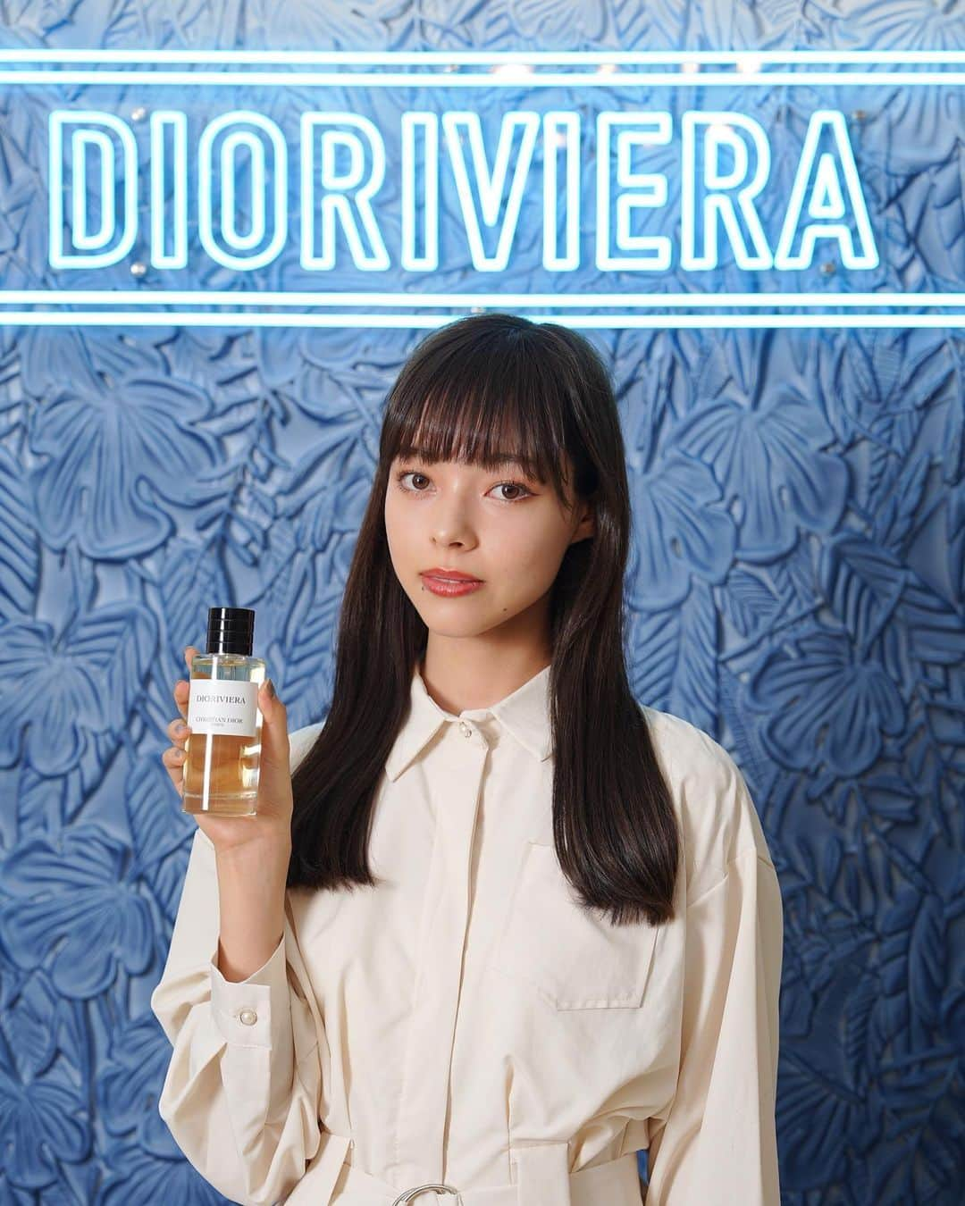 武イリヤのインスタグラム：「@DIORBEAUTY @dior  . LE JARDIN DIORIVIERA  -ル ジャルダン ディオリビエラ- イベントに参加させていただきました😌 . グルマンな香りのローズといちじくの香りがたまらない🌷 どの季節でもつけたくなるような素敵な香りでとても素敵🫶 . #メゾンクリスチャンディオール  #ルジャルダンディオリビエラ #LEJARDINDIORIVIERA #dior」