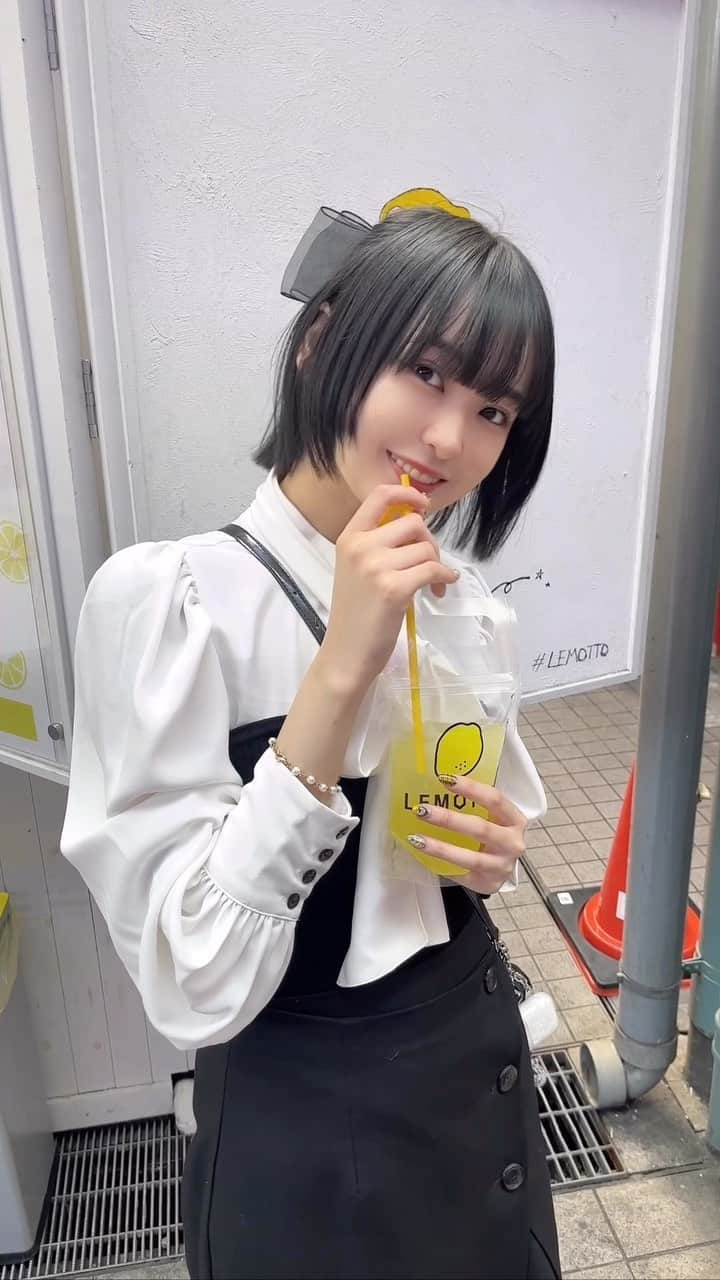 香田メイのインスタグラム：「大須にあるレモネード屋さん🍋 LEMOTTO  夏にぴったりの爽やかなレモネード！ おいちかた🌟  レモネードうまいよね炭酸すっき！」