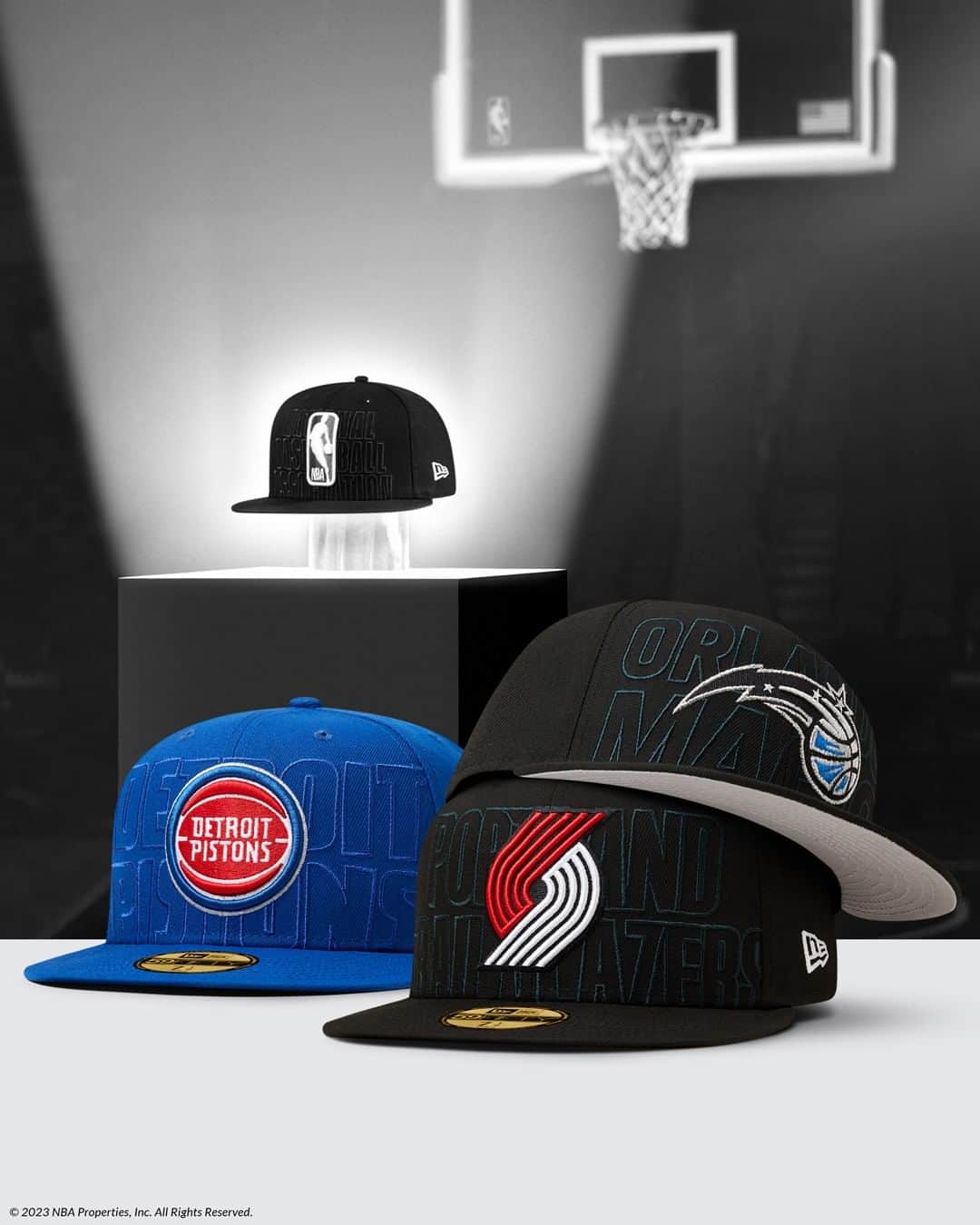 ニューエラ・キャップのインスタグラム：「The cap goes on, and legends are born. Your team’s next superstar starts at draft. The Official On-Stage Cap of the NBA Draft is available now from New Era.」