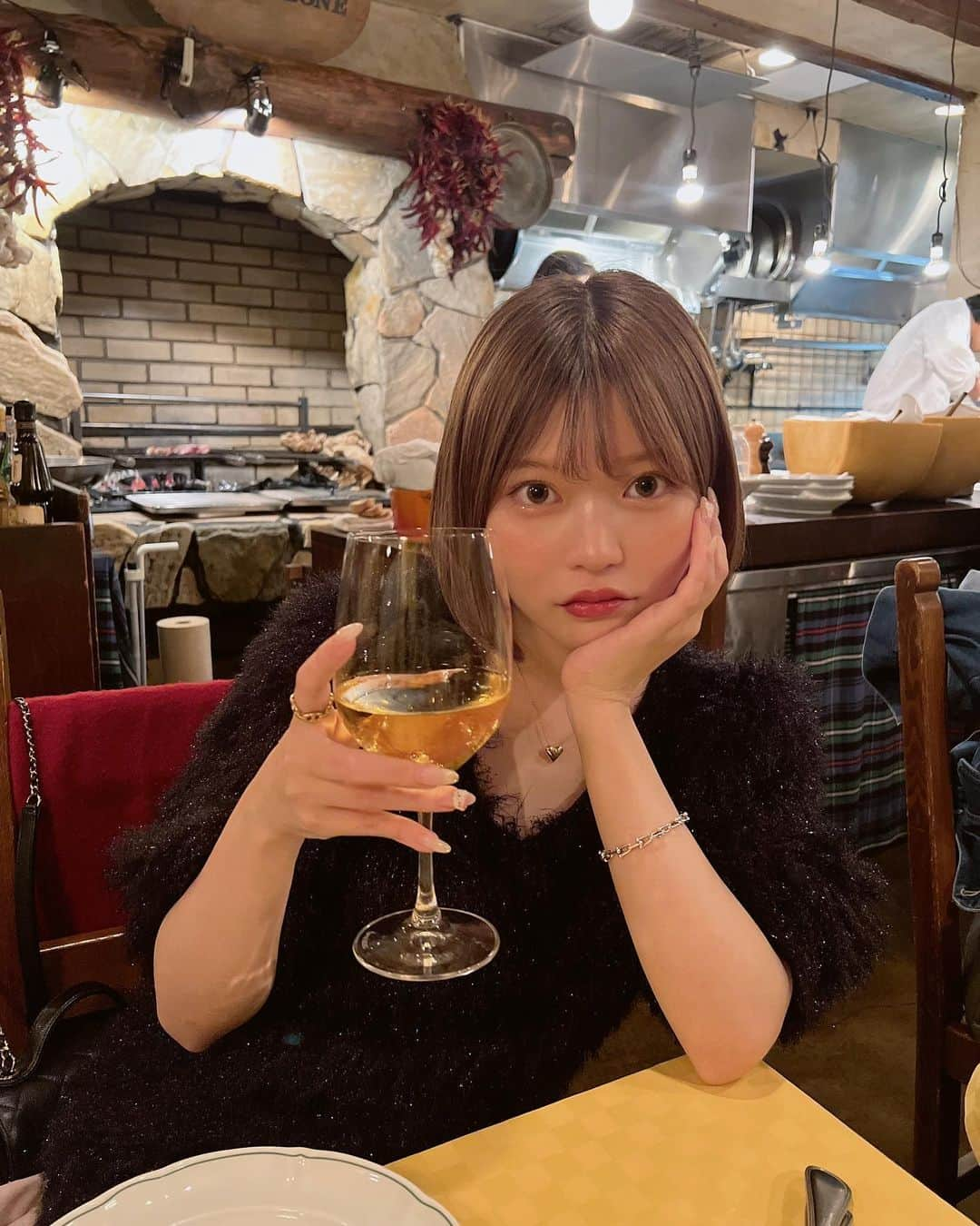 古関れんさんのインスタグラム写真 - (古関れんInstagram)「𝐼𝐿 𝐵𝑂𝐶𝐶𝐴𝐿𝑂𝑁𝐸🍸  何頼んでもおいしくて 再訪。恵比寿のイタリアンでも おすすめ♡  @idoly_cafe は10日と11日 グランドオープンで 基本いる予定です♡」6月8日 23時36分 - renkoseki