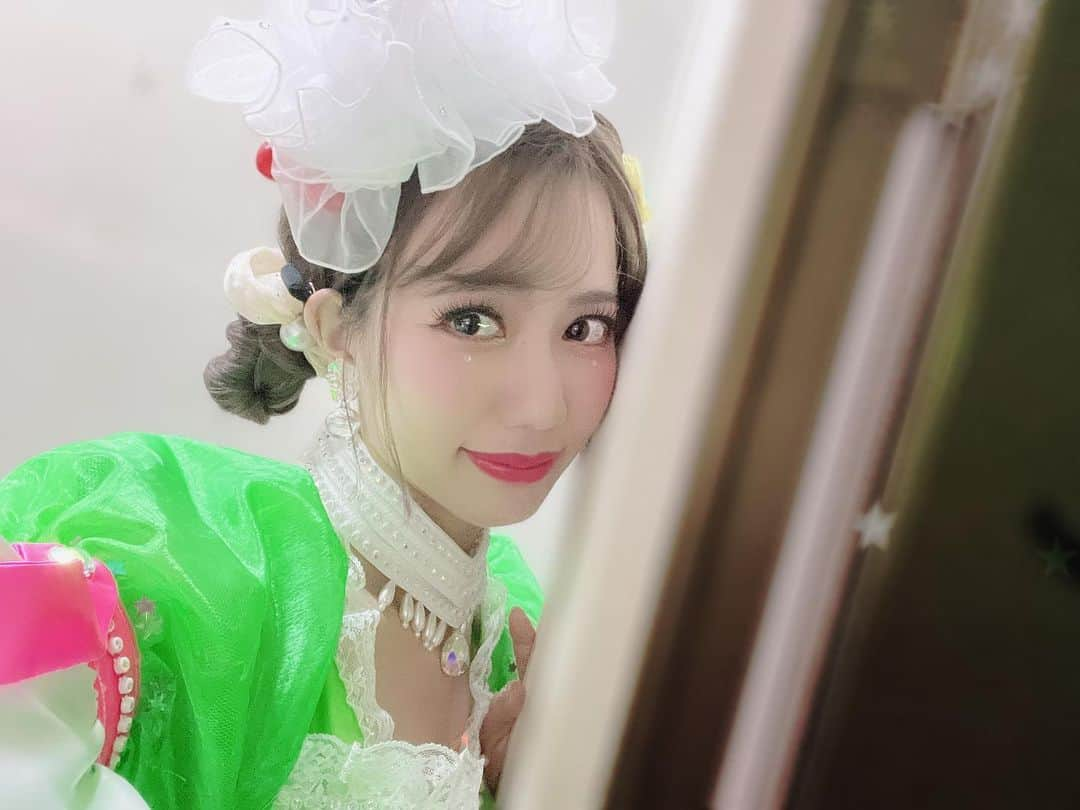 南まゆさんのインスタグラム写真 - (南まゆInstagram)「♡ サウバの新作飲んだ？？💚🧡✨✨ . 川崎ロック座 6月10日まで出演中 東洋ショー劇場　6月11日から6月20日まで出演します🫶🏻 . 待ってます🥳🤍 . #浅草ロック座 #川崎ロック座　#東洋ショー劇場　#ステージ　#エンタメ#日本　#show」6月8日 23時53分 - mayuminami1127