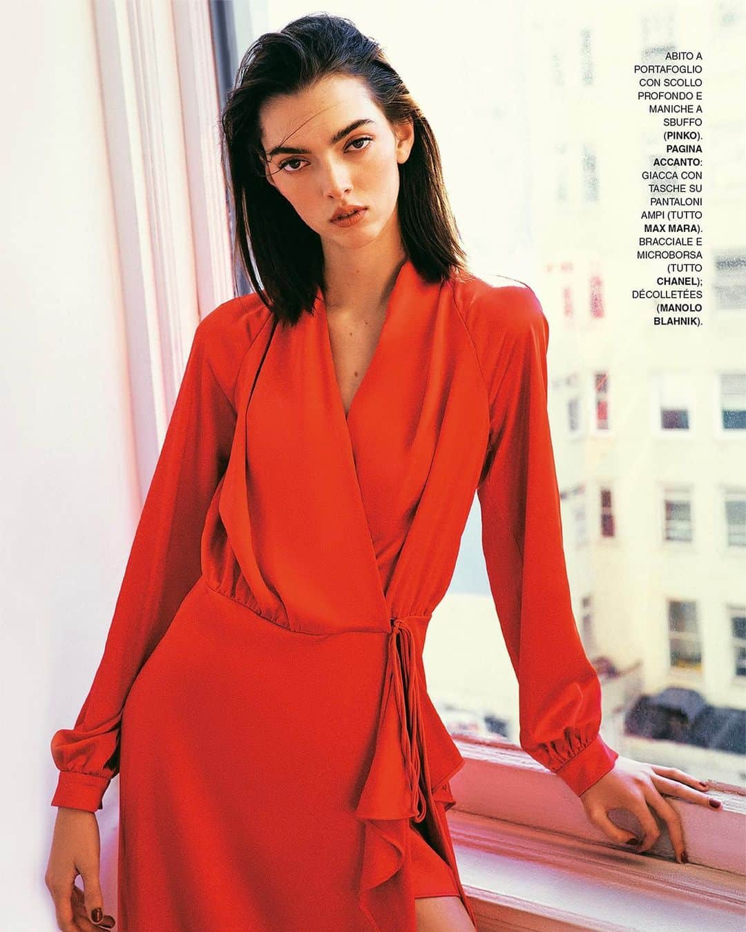 PINKOさんのインスタグラム写真 - (PINKOInstagram)「A solid red wraparound dress is all you need, sometimes. Thanks @grazia_it for sharing this editorial featuring our #SS23 dress! #PINKOEditorials #PINKO   Thanks @silvia_grilli #grazia_it Published on Grazia Italia and App Photographer: @deanisidro Stylist: @aleksandra.nyc」6月8日 23時57分 - pinkoofficial