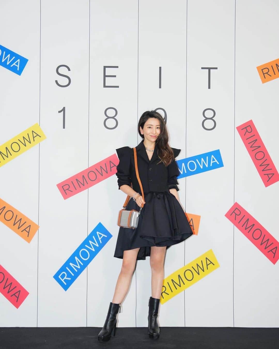 木嶋真優のインスタグラム：「Congratulations @rimowa for  『SEIT 1898』🤍 #rimowa #tokyo #party」