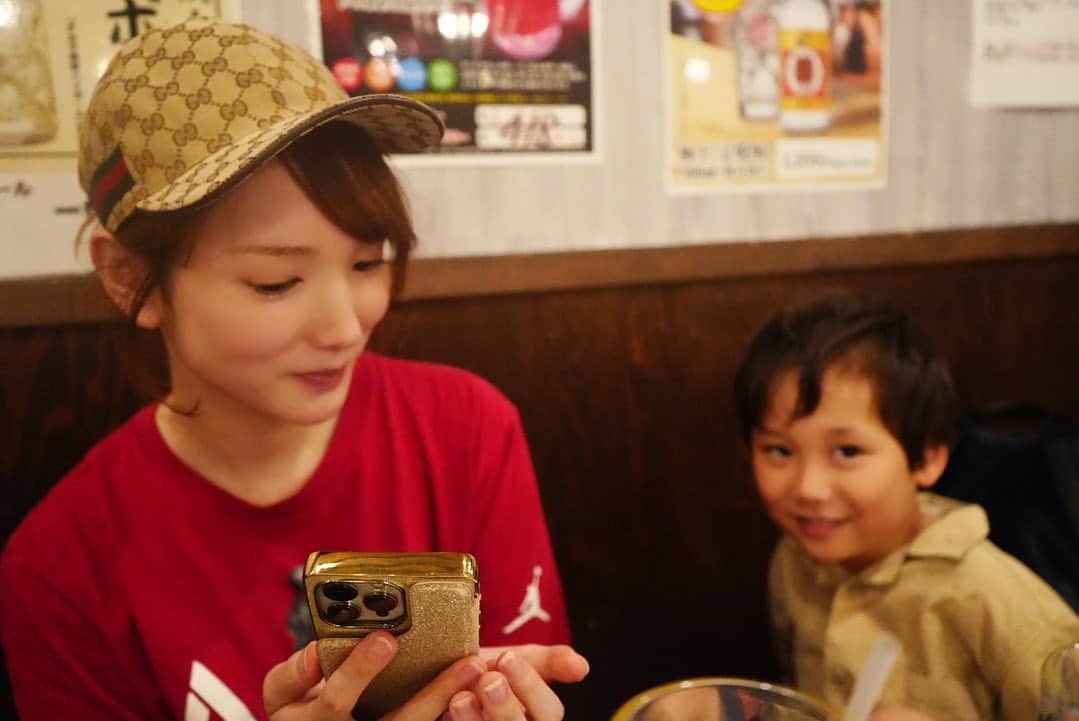 下田美咲さんのインスタグラム写真 - (下田美咲Instagram)「夫を見る私と、夫から見た私。オフ美咲。」6月8日 15時07分 - shimodamisaki815
