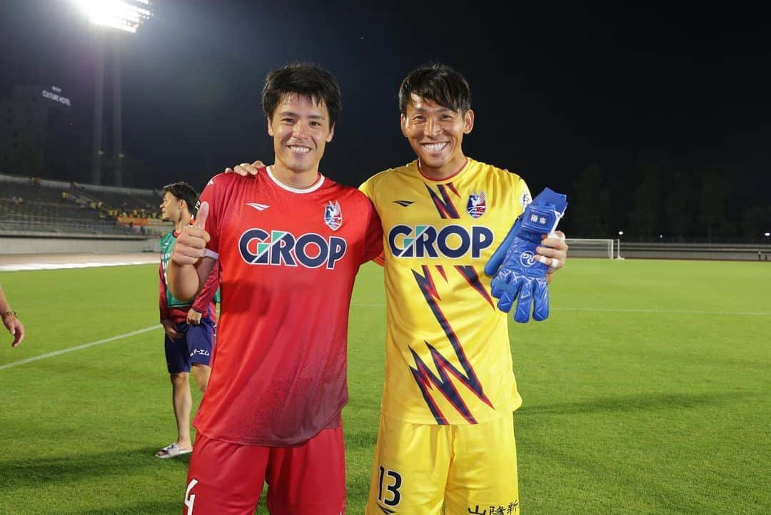 濱田水輝さんのインスタグラム写真 - (濱田水輝Instagram)「天皇杯 vs 北九州  久しぶりの先発出場でした。  勝ててよかったです😊  応援ありがとうございました！  #ファジアーノ岡山 #濱田水輝」6月8日 16時35分 - mizuki__hamada