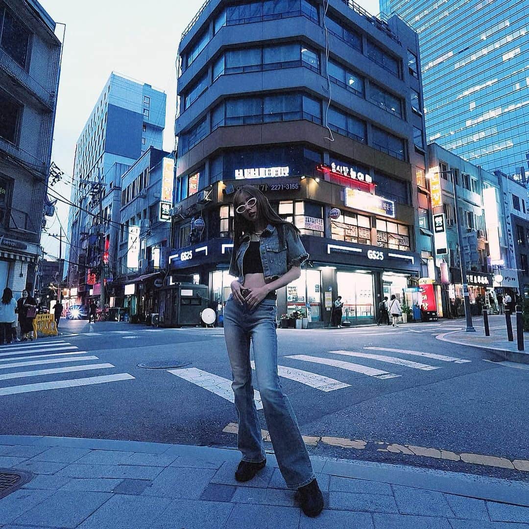 Kahonnaのインスタグラム：「💙」