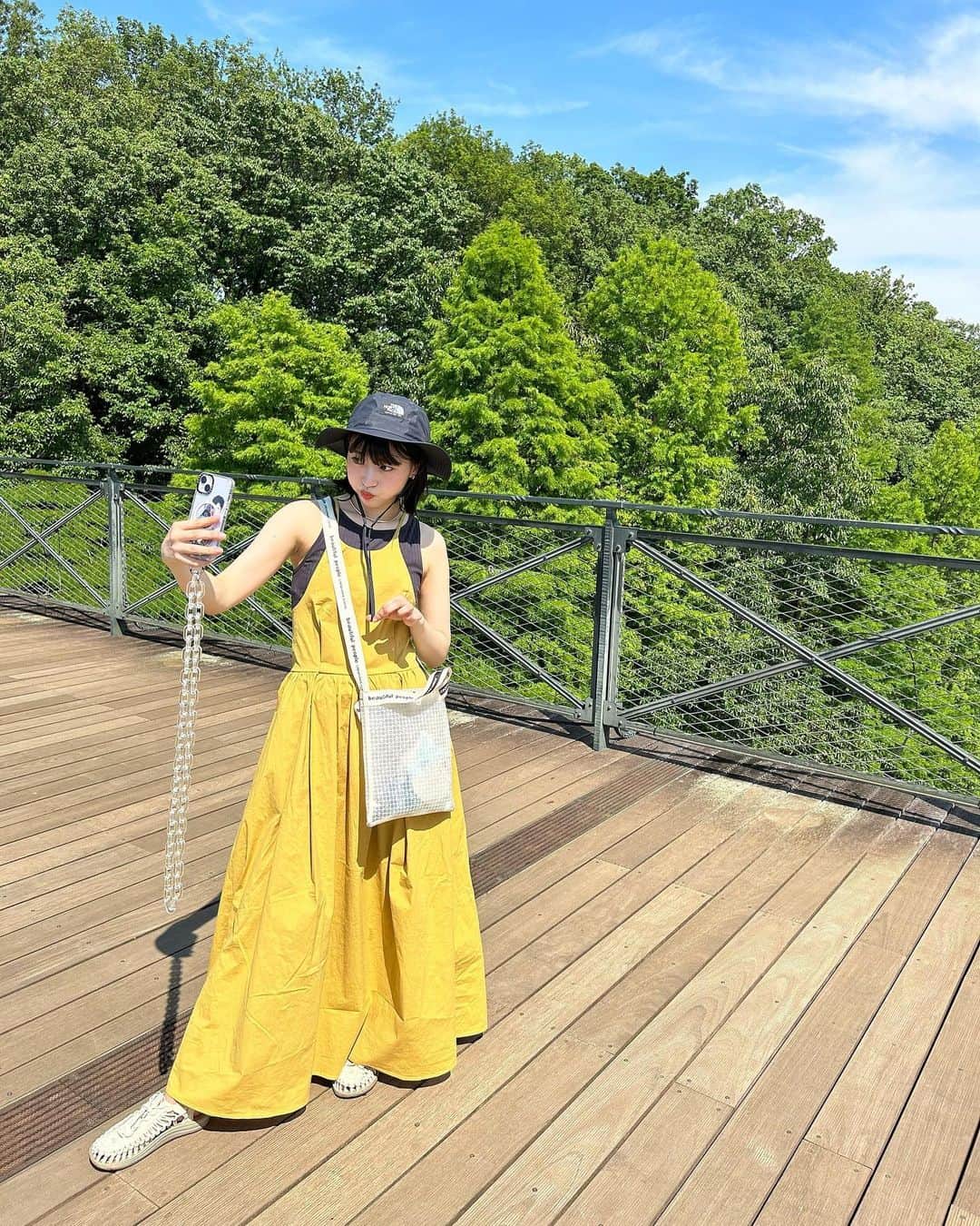 吉永アユリさんのインスタグラム写真 - (吉永アユリInstagram)「🌱‬🌿🍃  黄色ワンピース映えるね🐤  onepiece:stylemixer  #自然 #森 #アウトドア #ワンピース #오오티디」6月8日 18時00分 - ayuriyoshinaga
