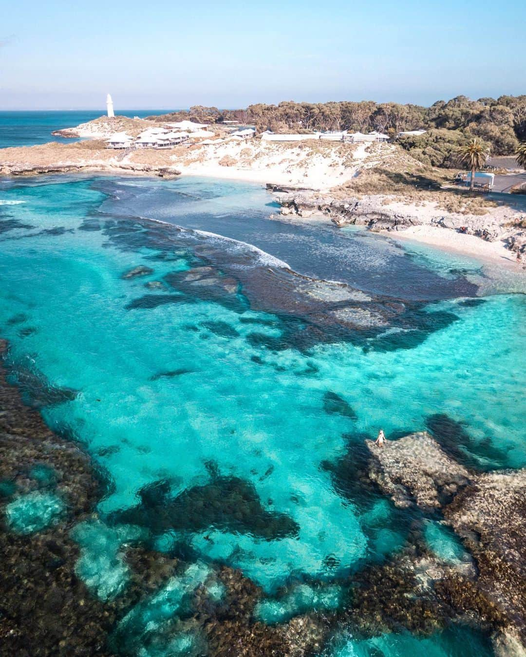 さんのインスタグラム写真 - (Instagram)「Happy World Oceans Day from one of my happiest places 🌊  The ocean brings many of us immense joy and healing, but it’s also an essential part of our eco system. Healthy oceans and marine life are critical for life on earth 🌎   Right now the planet and oceans face many threats, from the climate crisis, plastic pollution, overfishing and IUU - illegal, unreported and unregulated fishing.   Today I ask you to consider some ways that are within your capacity to help make a difference.  Here are some important factors contributing to ocean plastic pollution -  🌊 The number one plastic contaminant in our ocean is due to the fishing industry making up 70% of macro plastics found in the ocean - abandoned fishing nets, lines, ropes. Overfishing is damaging our oceans and marine life in many ways. The loss of large fish species is disrupting the food web. Bottom trawling releases as much carbon as air travel and also results in bycatch. Bycatch is when marine life like dolphins, whales, sharks, turtles, porpoises are caught as a consequence of industrial fishing. As many as 300,000 per year don’t make it with as many as 30,000 sharks lost per hour. This is the heartbreaking cost of consuming commercially caught fish and seafood.  🌊 All other plastic products pose a threat to the health of our oceans, marine life and us - It’s in our water, food, air and now it’s been found in our blood and lungs. Single use plastics like bottles, bags, balloons, candy/gum wrappers, party/picnic ware, and fishing gear are common items seen at beach clean ups. You can purchase reusable everything these days which is a small way to make a big lifelong difference.   🌊 One of the worst contaminants of all - Nurdles. These are pre production plastic pellets sent across the oceans to make plastic consumer items. Many are spilled and wash up on our beaches. They are tiny, can be confused for fish eggs by marine animals, are extremely toxic, hard to clean up, and sadly now found in the most remote places on this earth.   We can all help by using less plastic, attending local beach clean ups, opting for reusable products, and by speaking up to protect our wild, precious oceans 🐋」6月8日 18時15分 - helen_jannesonbense