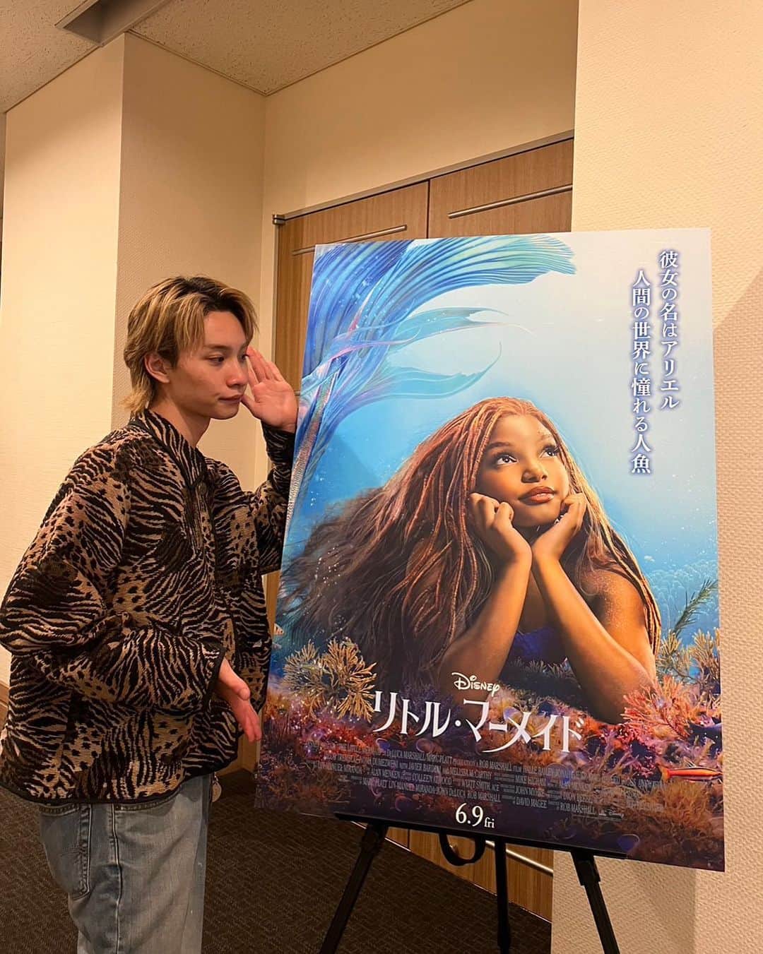 のインスタグラム：「リトルマーメイド一足先に見させてもらいました🧜‍♀️🪸 #リトルマーメイド #pr」