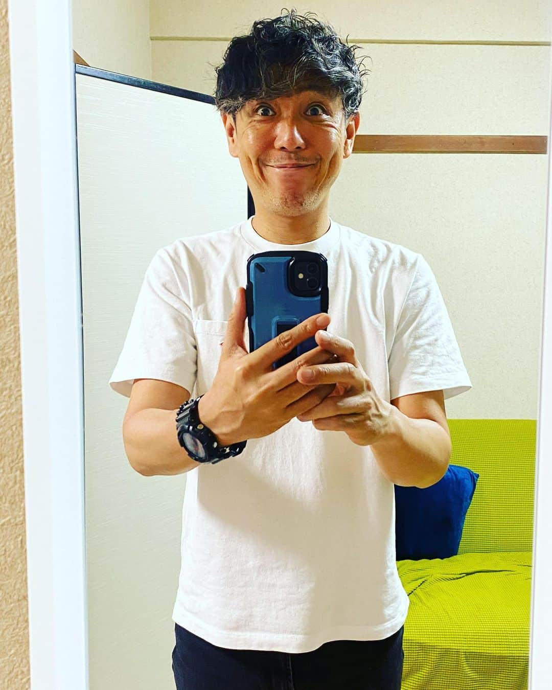 黒川忠文さんのインスタグラム写真 - (黒川忠文Instagram)「パーマおじさん完成 #自撮りおじさん」6月8日 19時05分 - kurokawatadafumi