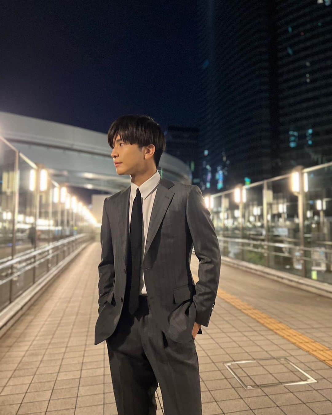 岩田剛典さんのインスタグラム写真 - (岩田剛典Instagram)「『あなたがしてくれなくても』 今夜第9話。  宜しくお願いします🫱🏻‍🫲🏼」6月8日 19時07分 - takanori_iwata_official