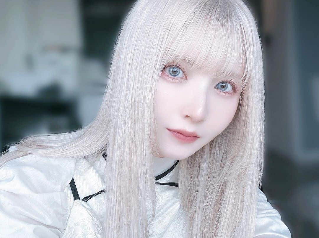 仲川琉菜のインスタグラム：「最近はピンクのマスカラにハマってます」