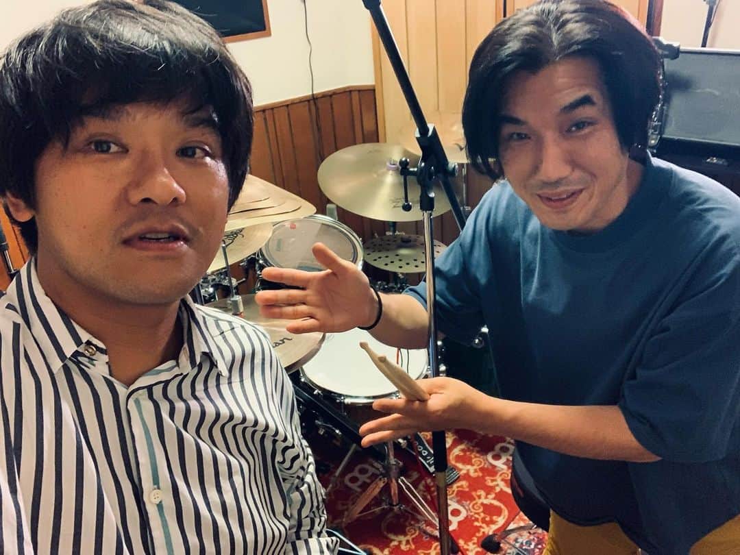 小田和奏のインスタグラム：「今日は明後日のライブのスタジオリハーサルをハゼくんと。 けっこうがっつりやっちゃってクタクタです。笑」