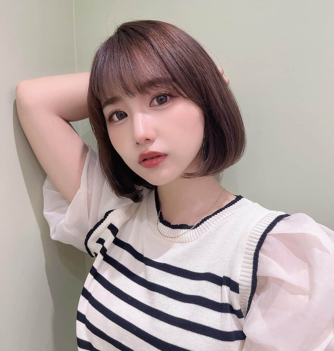 加藤里奈さんのインスタグラム写真 - (加藤里奈Instagram)「⋆  カラーありがとう❥ そして新店舗おめでとう〜！ @yu_katsumoto   そしてまつぱもしてもらったので メイクが楽しくて楽しくて仕方がないです🥹 @bonheur_eyelash   #ootd #fashion #instafood #instagram  #hairstyle #outfit #code #instafashion  #ファッション #撮影 #ヘアスタイル #ヘア  #コーディネート #コーデ #今日の服」6月8日 19時57分 - katoco0326