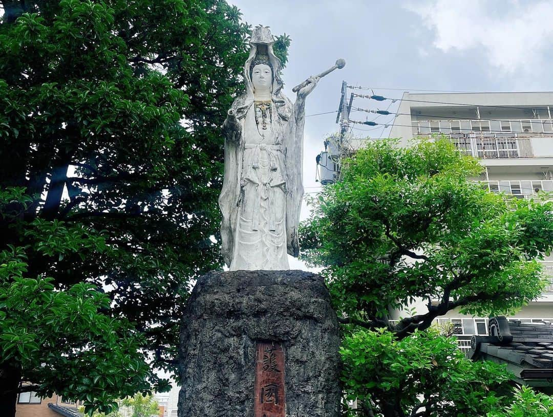 矢方美紀さんのインスタグラム写真 - (矢方美紀Instagram)「プチ名古屋旅🦜🦜 (@_onigirigirl_ ) 半日旅でしたが 大好きなお店めぐれて楽しかった！ やっぱり大須には素敵な人しかいないね！LOVE！」6月8日 20時45分 - miki_yakata